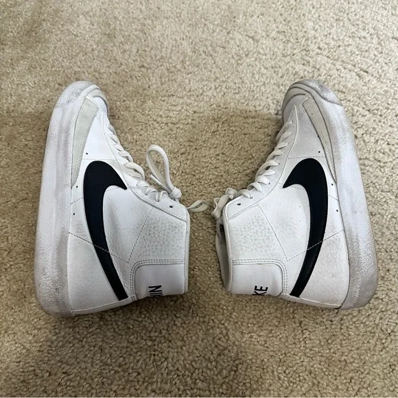 Nike Blazer Mid ‘77 Hightop Sneakers DA4086-100 in White Size 7Y Unisex GUC - Picture 4 of 7